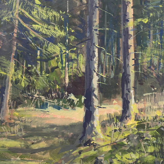 Gouache représentant un sous-bois lumineux avec grands troncs d’arbres, feuillages verts et lumière filtrant à travers la forêt.